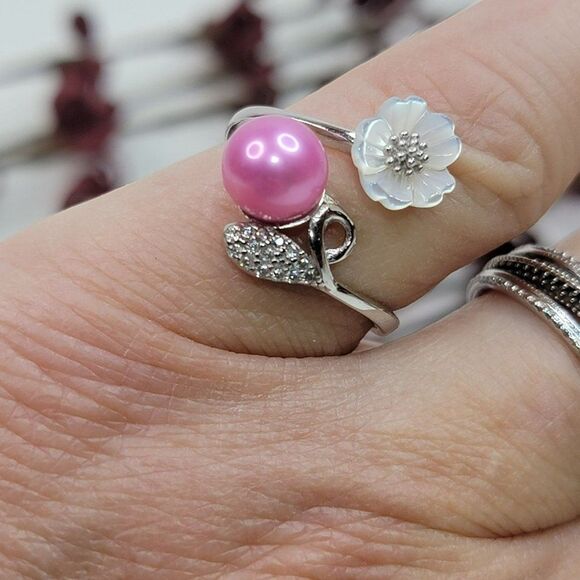 Island Chic Wrap Adjustable Ring 925 Sterling Silver Bright Pink Freshwater Pear - Picture 4 of 4